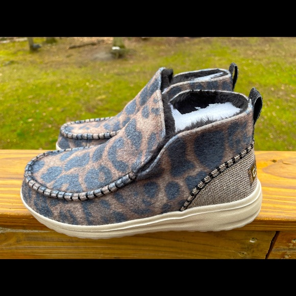 Hey Dude Helis Leo Nut Boot 